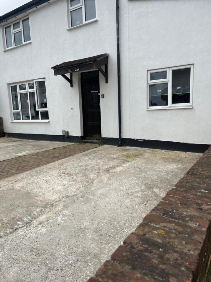Hotel Wisdom Care: The Orpington Cutie Exterior foto